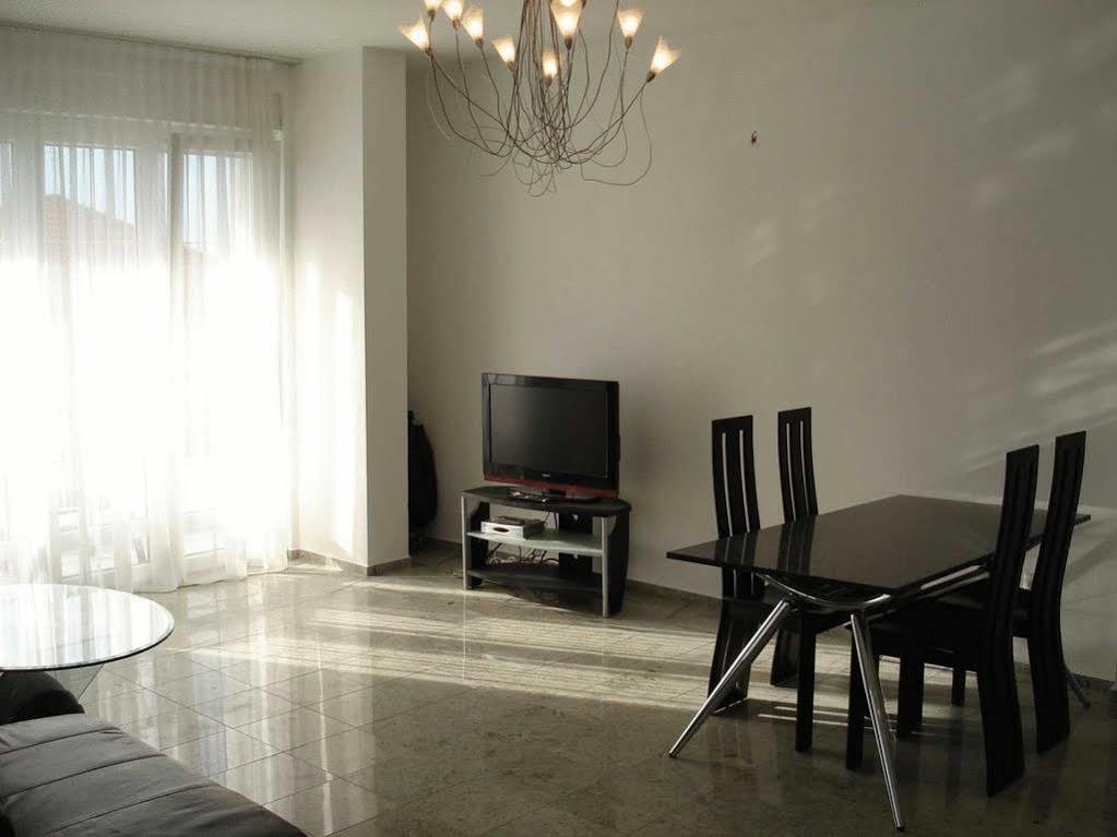 Luxury Apartments Zana 자다르 외부 사진